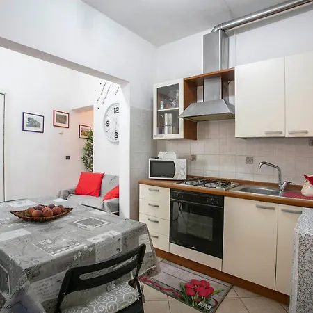 Apartment Central *